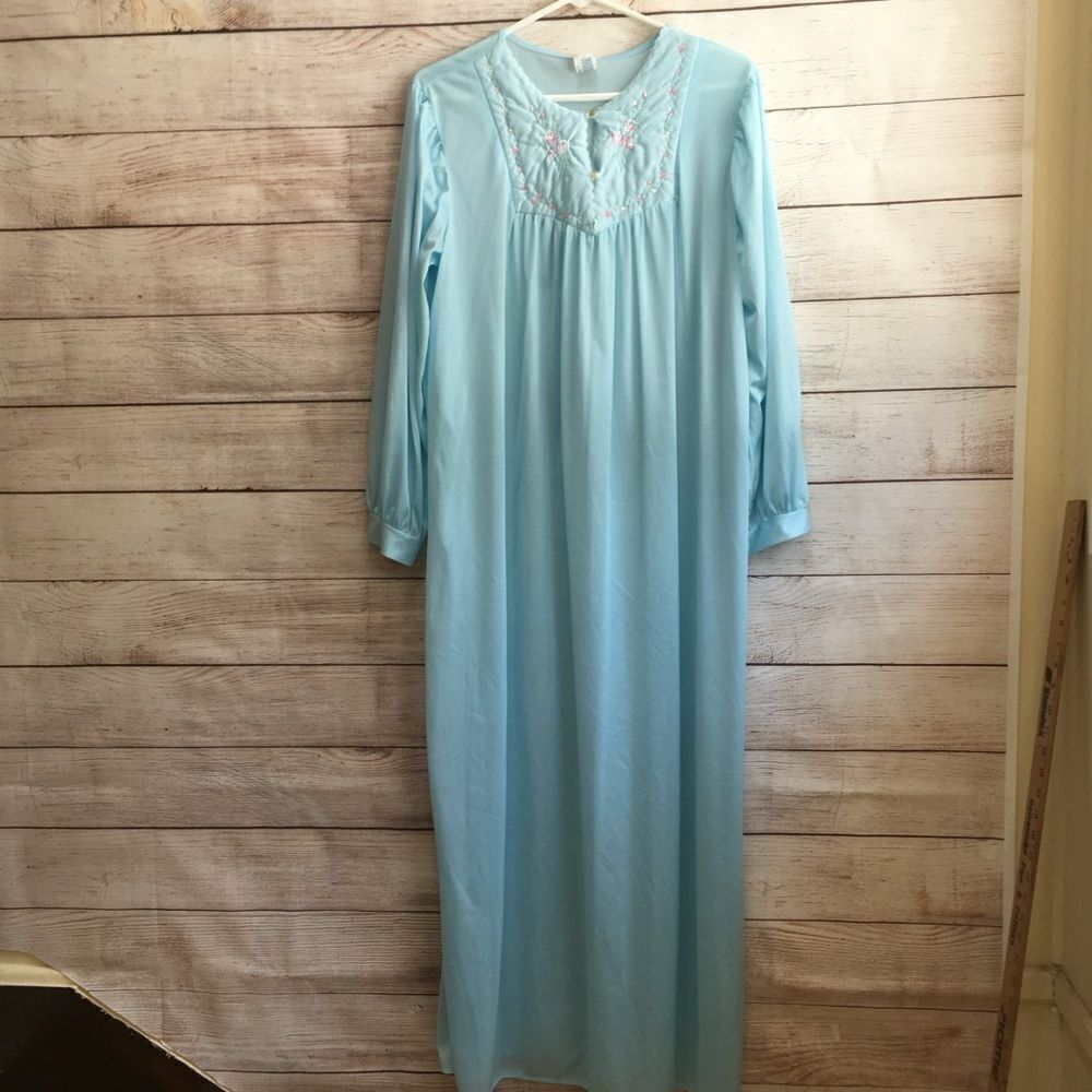 VINTAGE KATZ GOWN IN BLUE‎